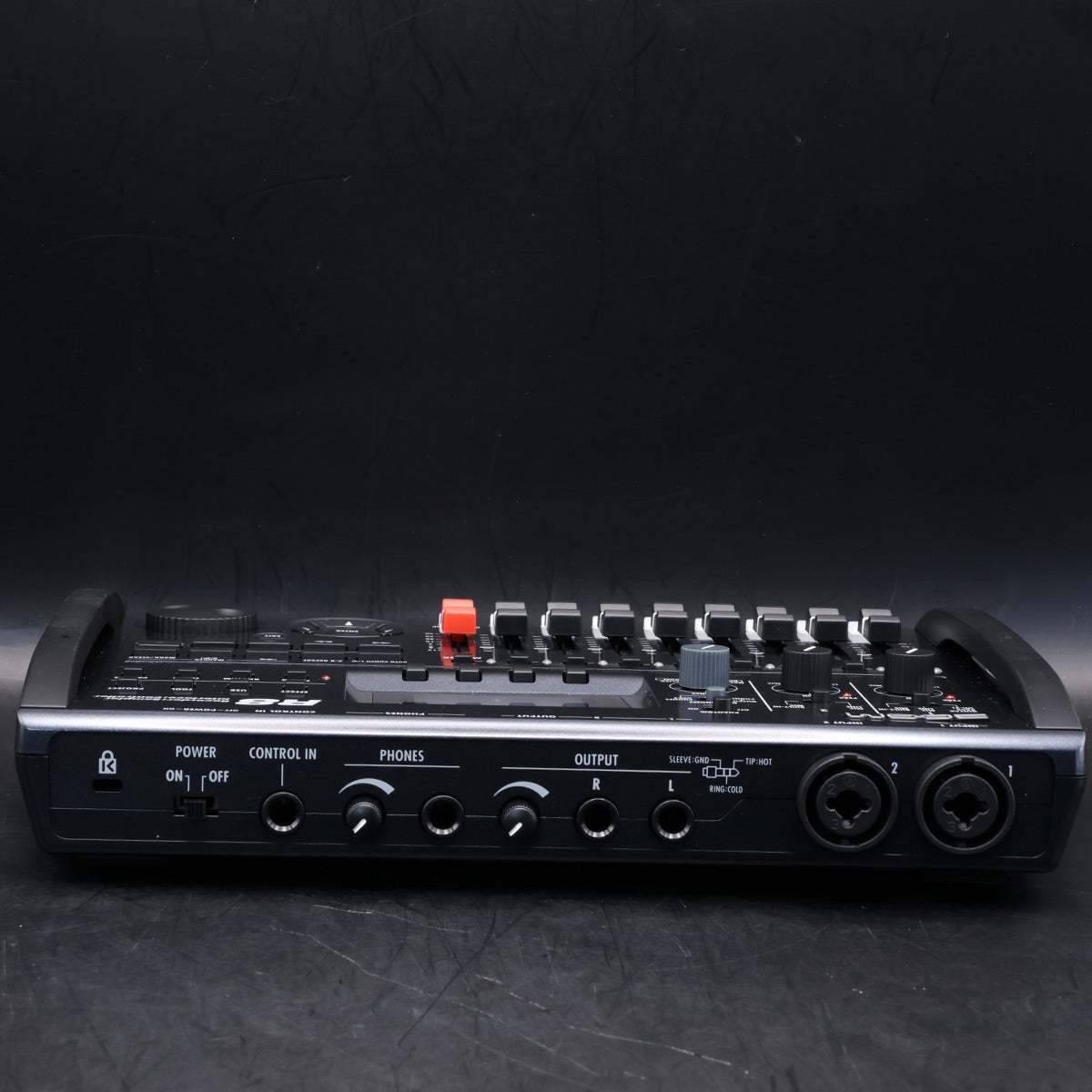 ZOOM R8 【福岡店】（中古）【楽器検索デジマート】