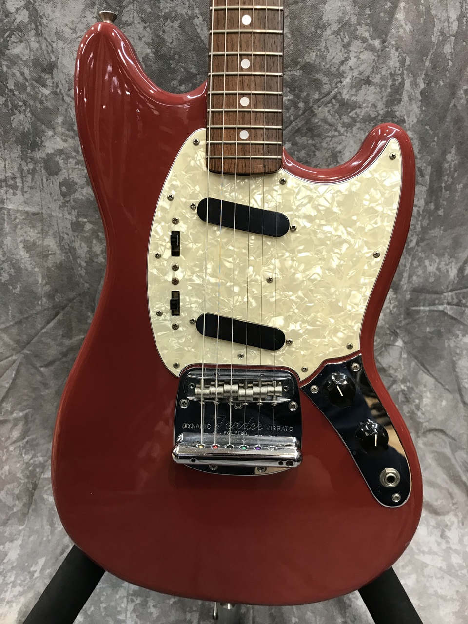 Fender Japan MG66-86（中古）【楽器検索デジマート】