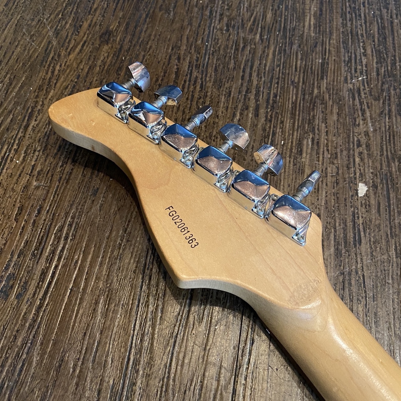 FERNANDES LE-1Z SSH 2000s Electric Guitar (中古/送料無料 FERNANDES LE-1Z SSH 2000s Electric Guitar (中古/送料無料