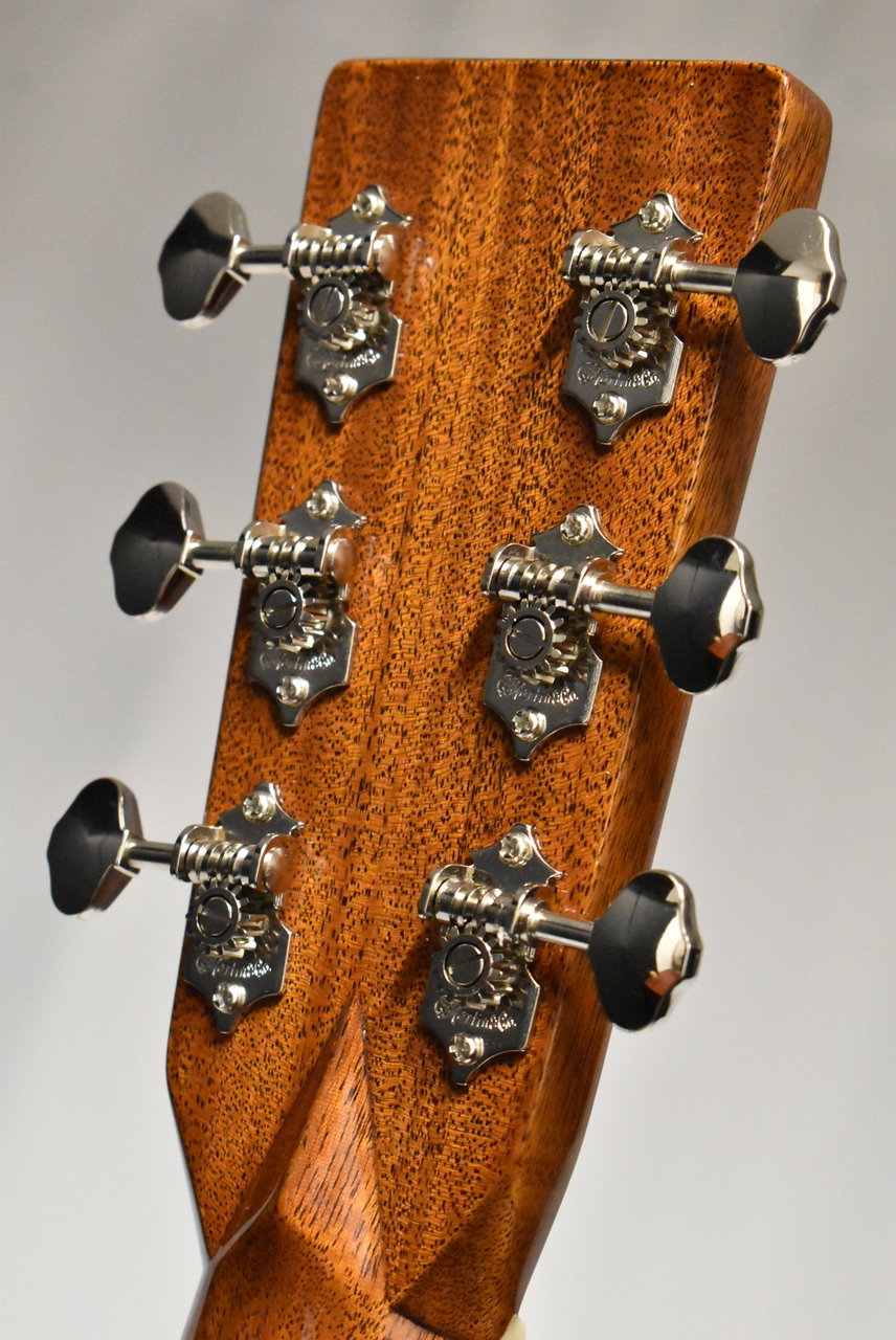 ハンMartin 00-28EC エリック・クラプトンシグネチャーモデル Martin