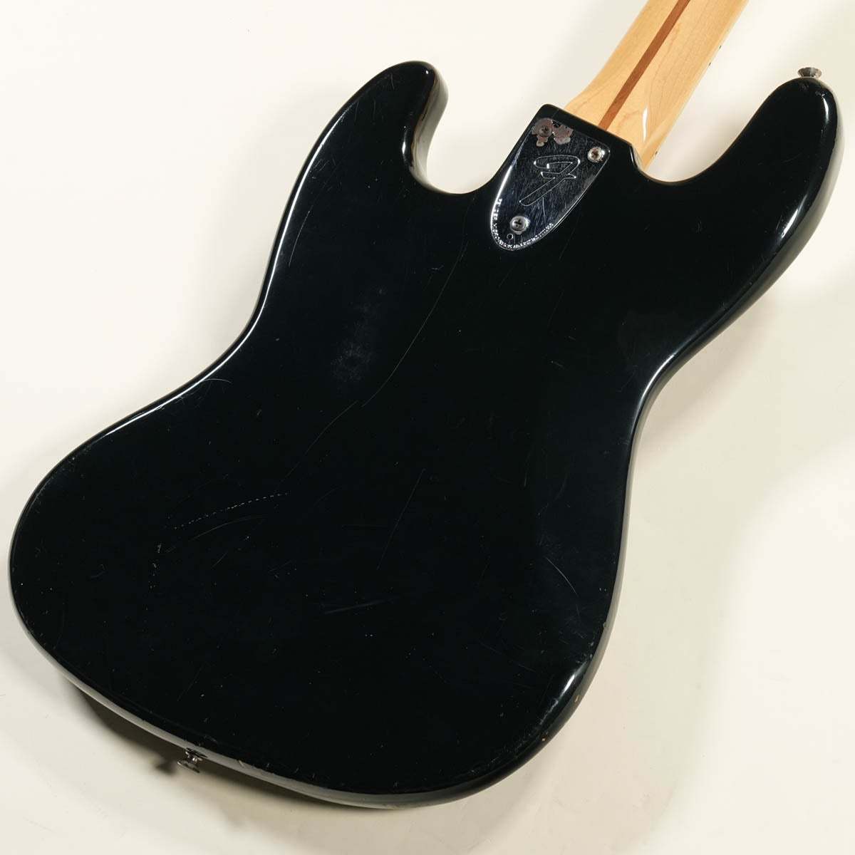 Fender 1977 JAZZ BASS BLACK/M 【渋谷店】（ビンテージ/送料無料
