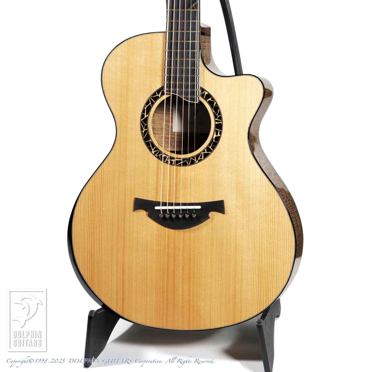 アコースティックギター Baden Guitarsから新しいアコースティックギター4機種が発売！