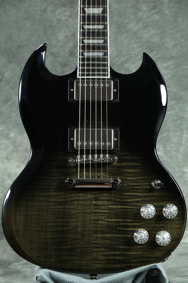 Epiphone SG bigsby スタイル 美品 Epiphone SG Gold Hardware Bigsby