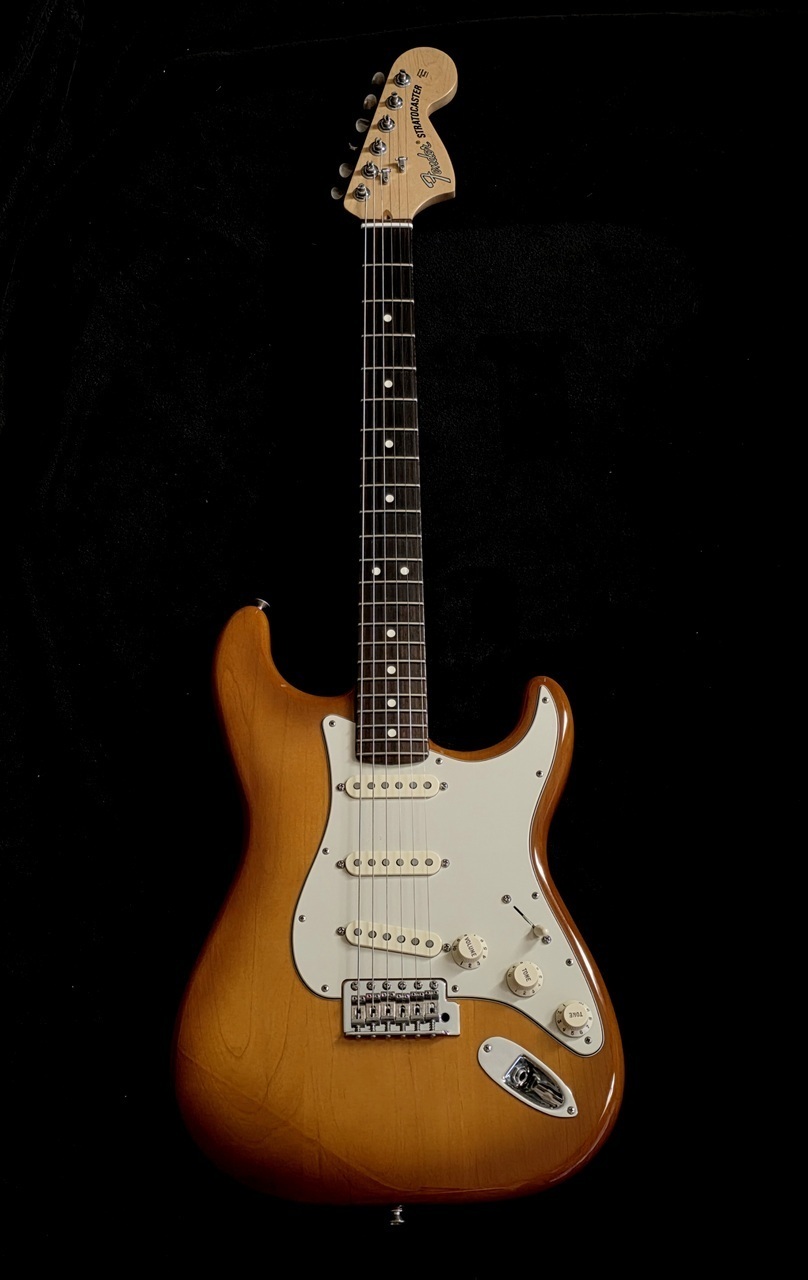 Fender American Performer Stratocaster（中古）【楽器検索デジマート】