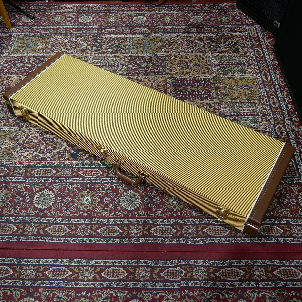 Crews Maniac Sound BA-200 YS / Crews Original Hard Case for Bass