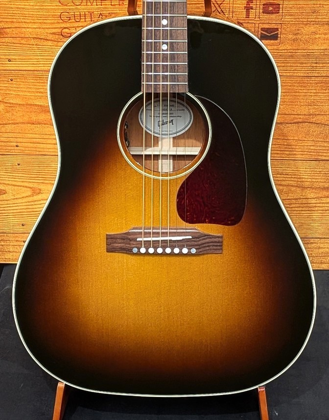 Gibson 【PUがリニューアル!】J-45 Standard VS #22056119【緻密なTop&