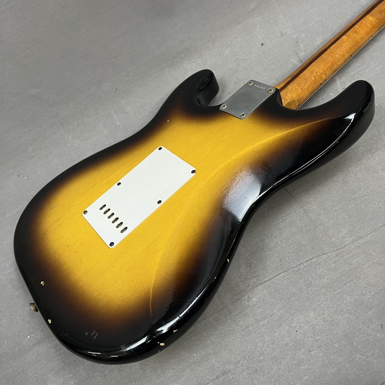 安い直送ジャンク 弦なし Fender STRATOCASTER MADE IN JAPAN Nシリアル エレキギター 器 ストラトキャスター フェンダー フェンダー