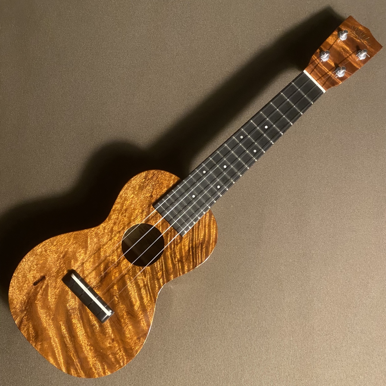 Tikitiki ukulele eco-s スプルース ハワイアンコア - 弦楽器