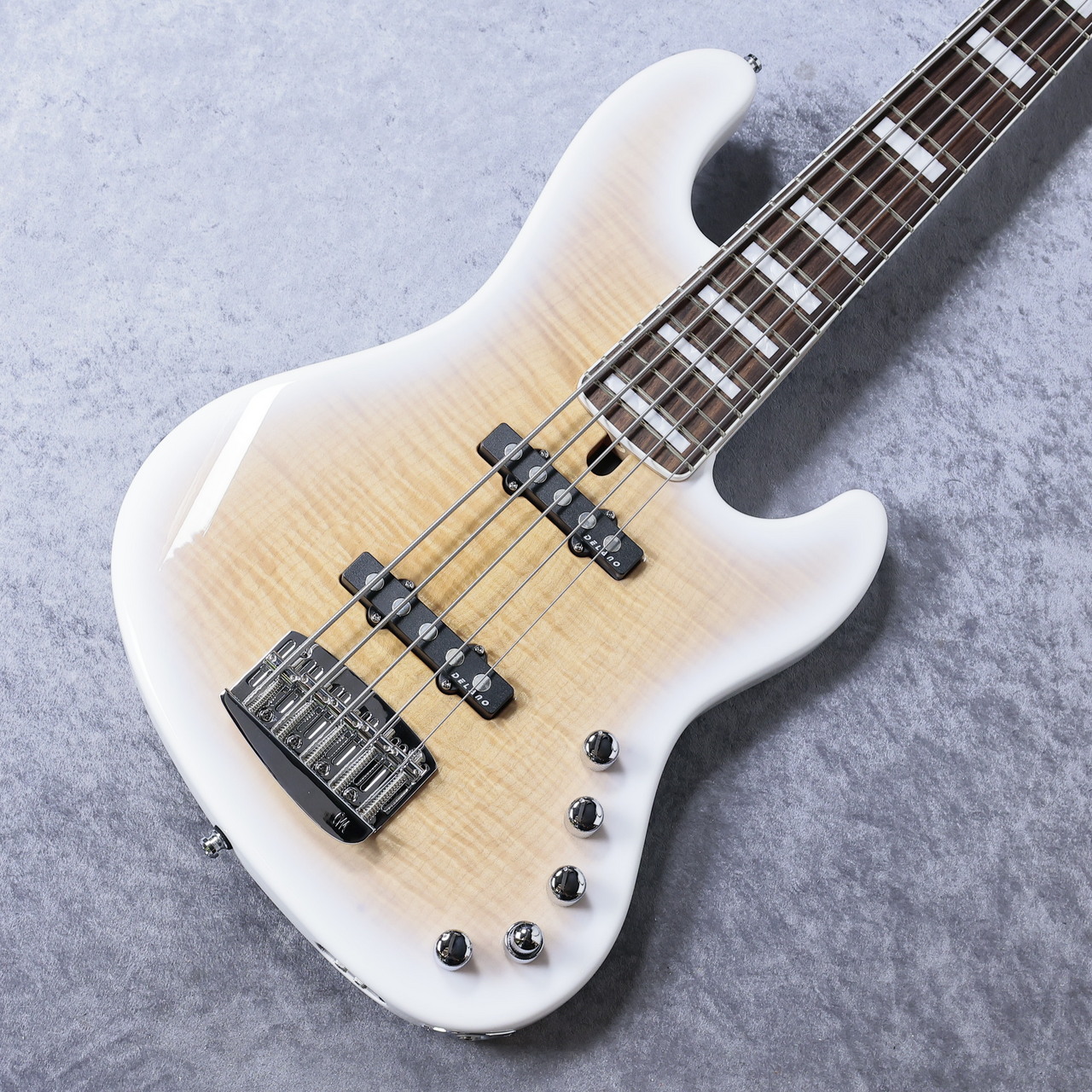 【最終値下げ】新品同様 Mayones Jabba Custom ベース MAYONES Jabba Custom EP 5st - Trans Natural White Burst Gloss