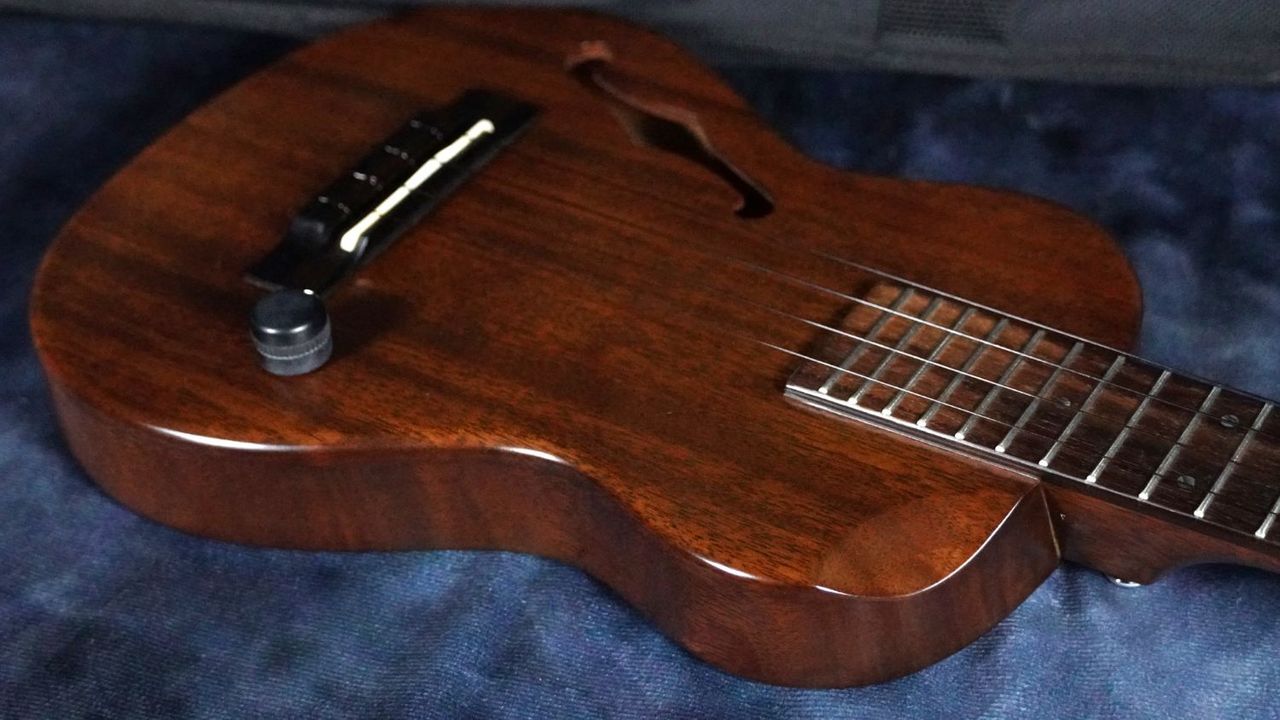 T's Ukuleles ECF-100 Concert 2017年製・エレキウクレレ・オール