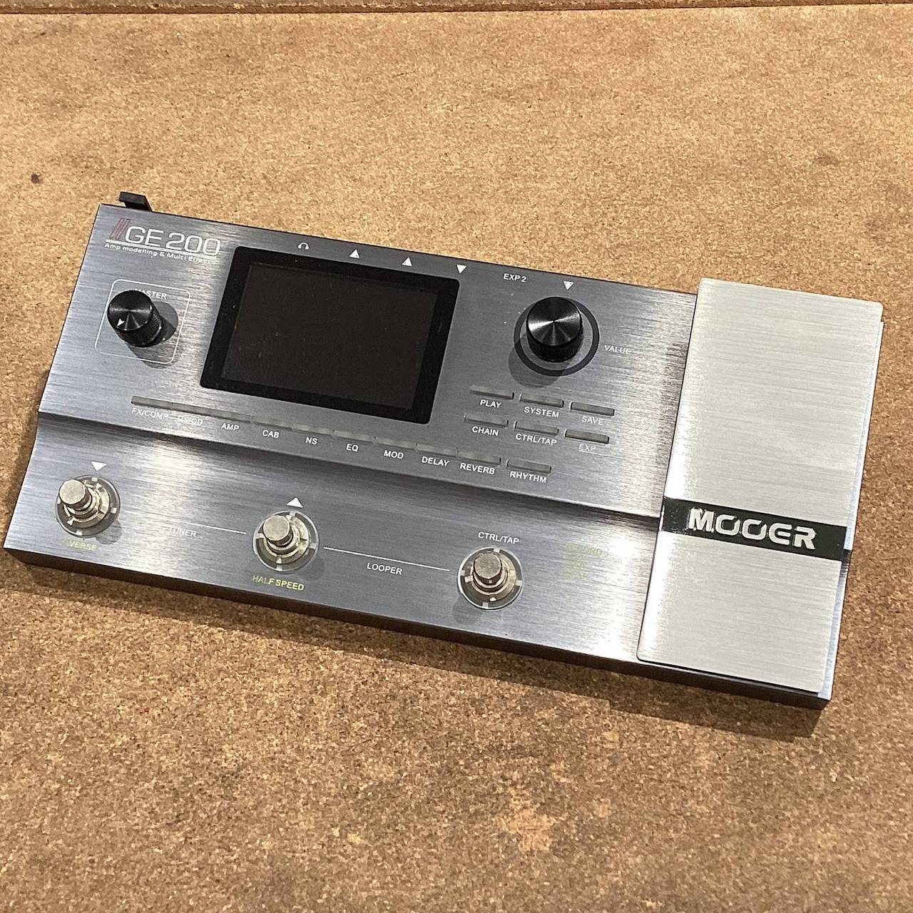 【送料無料・匿名配送】ギターエフェクタ　MOOER GE200 【中古】 MOOER USED/GE200（中古/送料無料）【楽器検索デジマート】