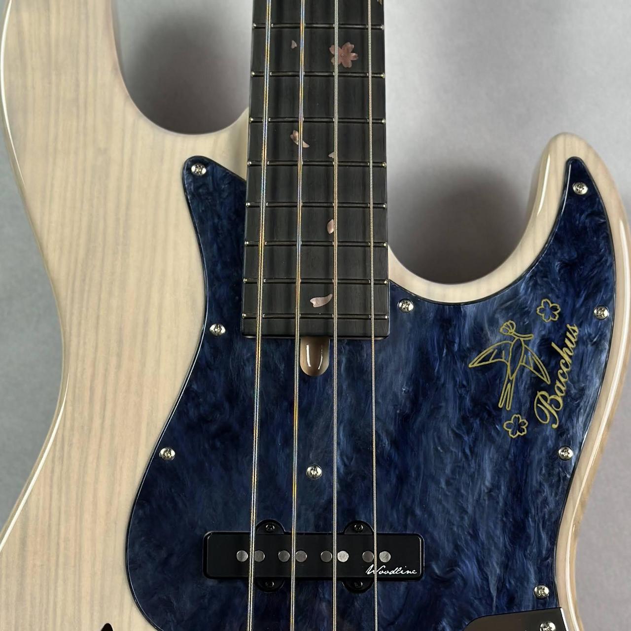 Bacchus WOODLINE-HOLLOW4 SAKURA SP'25/E / SKY-GRD/現物画像