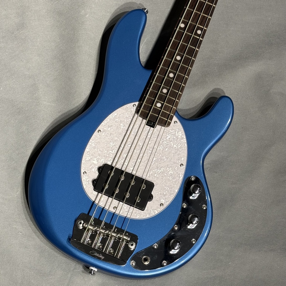 Sterling by MUSIC MAN RAYSS4 ショートスケール StingRay Short Scale | Basses | Sterling by Music Man