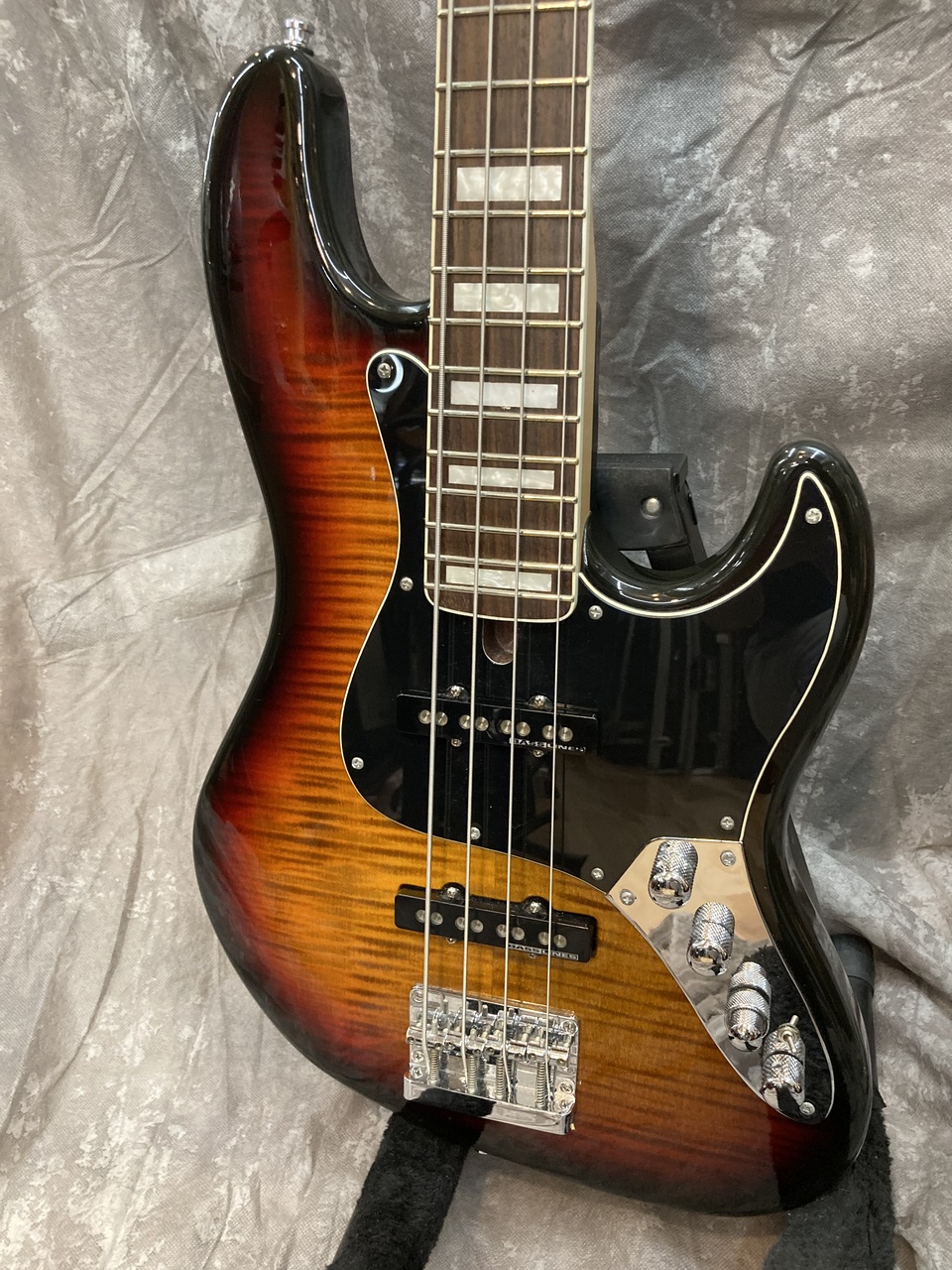 MAYONES Jabba Classic 4（中古）【楽器検索デジマート】