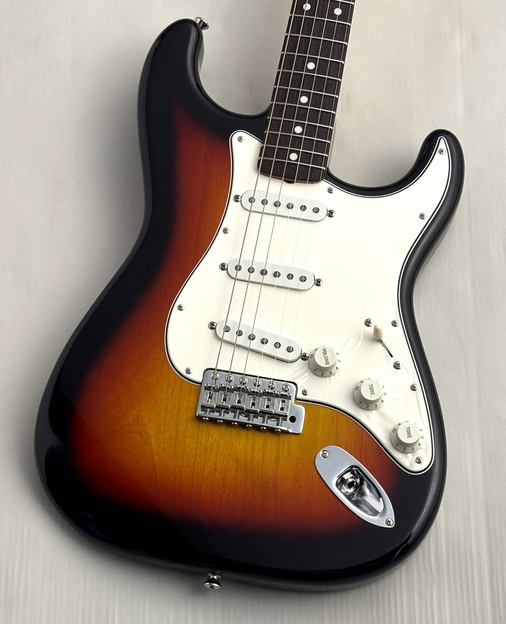 Vanzandt STV-R2 Custom ~3-Tone Sunburst~ #10200【3.31kg