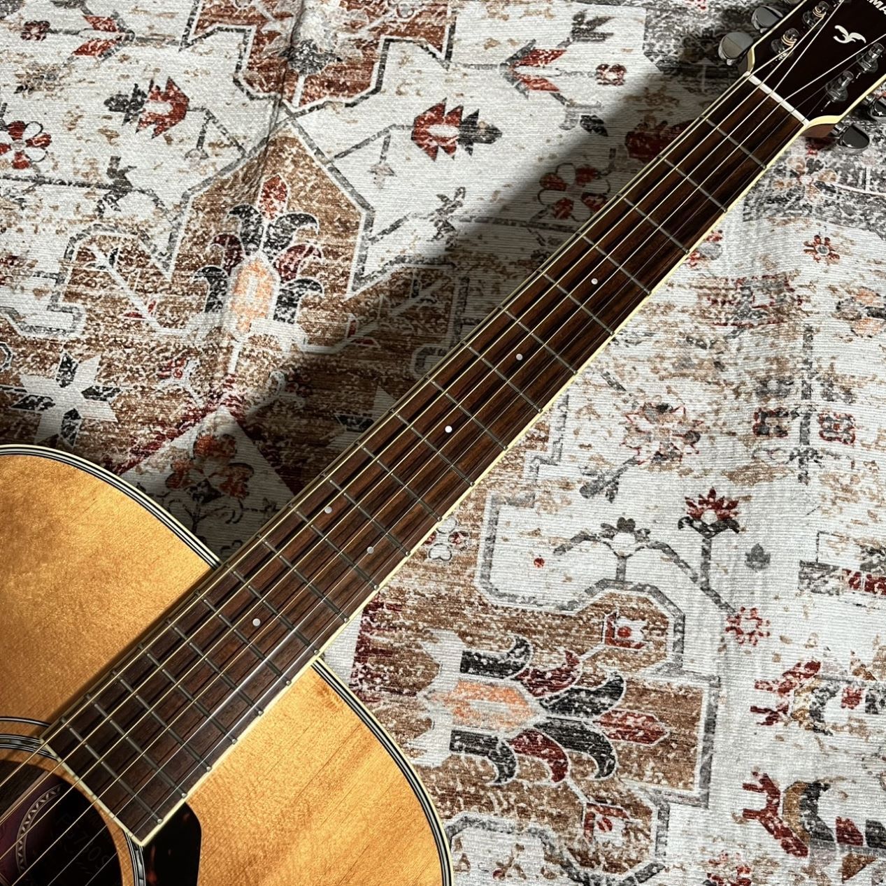 YAMAHA FG730S