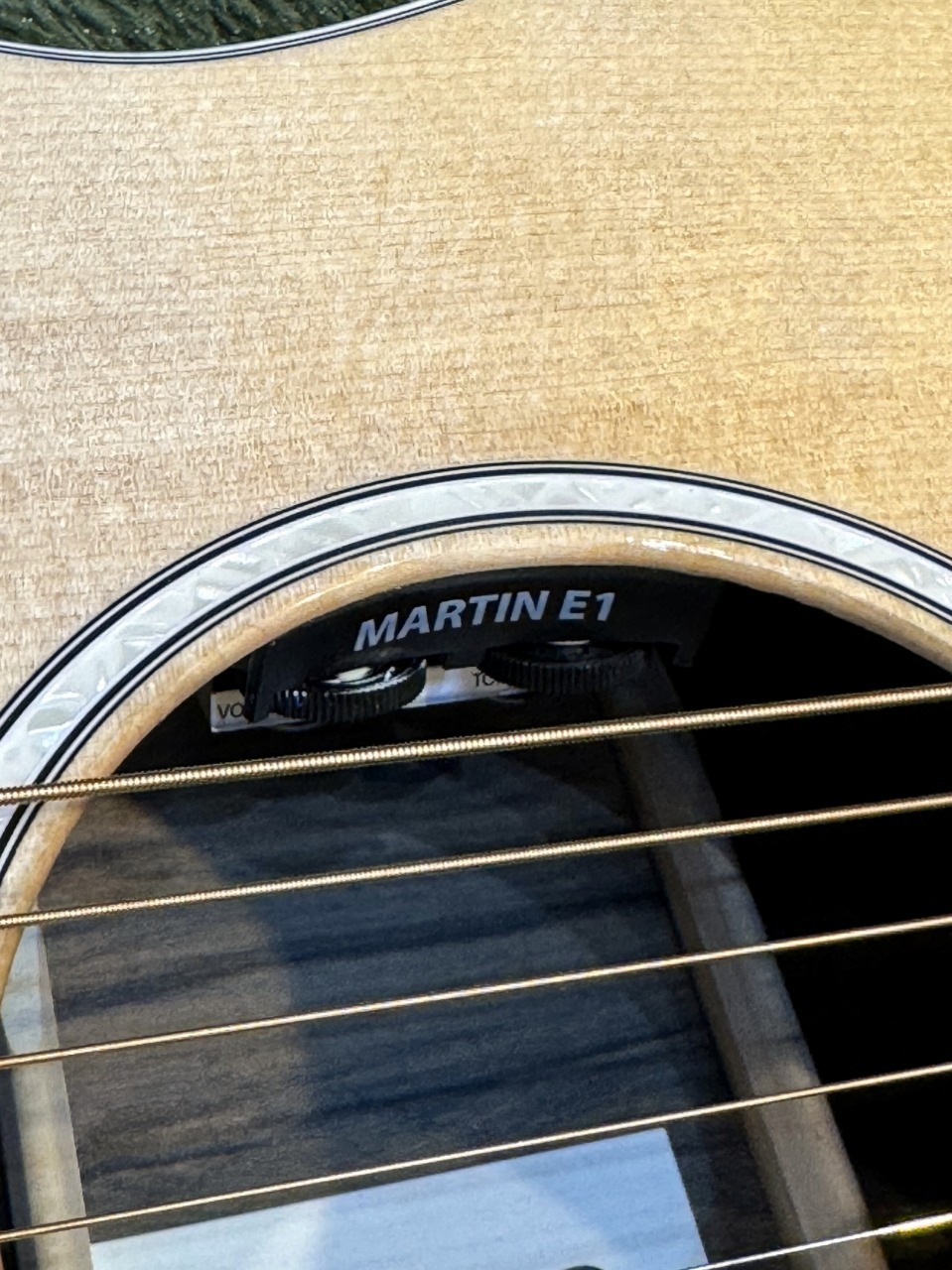 Martin 【今ならツールボックスプレゼント!】GPC-13E ZIRICOTE
