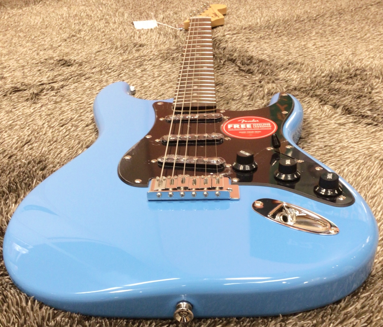 Squier by Fender Sonic Stratocaster California Blue 【鮮やか