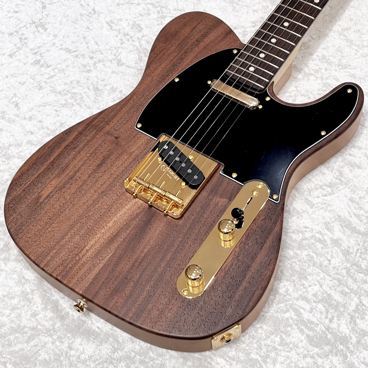 本日限定価格【超希少モデル！】ケンダル・ジェンナー着用　ヌプシ　ブラウン 専用【超希少モデル！】美品！ケンダル・ジェンナー着用 ヌプシ