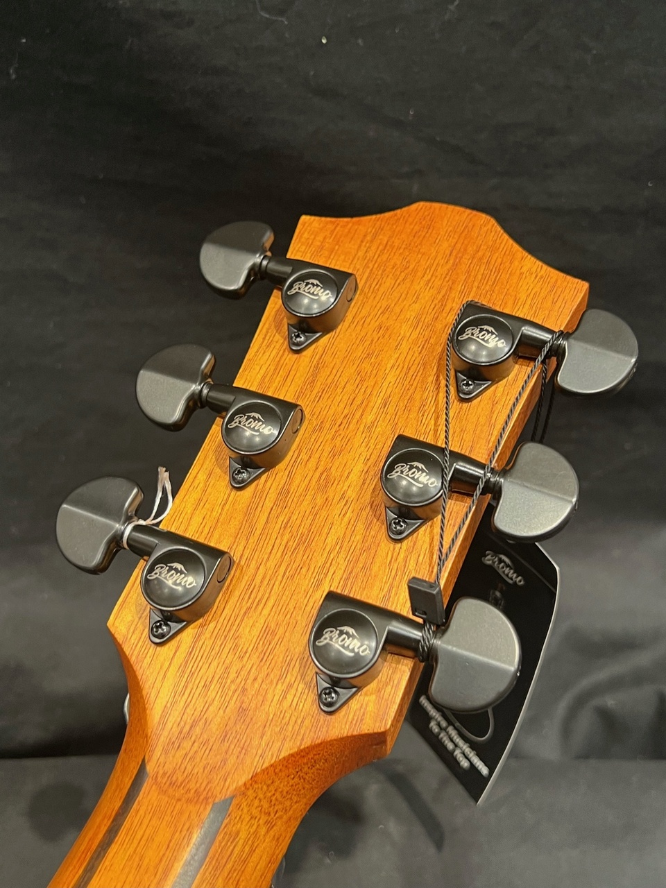 Bromo BAT4MCE【マホガニー単板トップ・エレアコモデル】（新品/送料