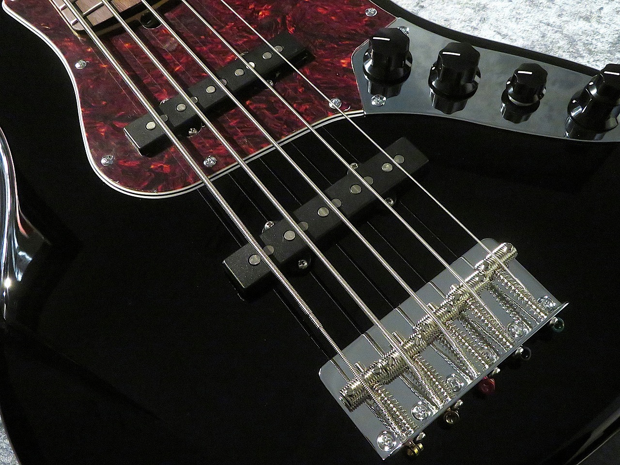 Provision VJB5 Deluxe -Black-【特注仕様】【5連ペグ】【軽量個体3.95