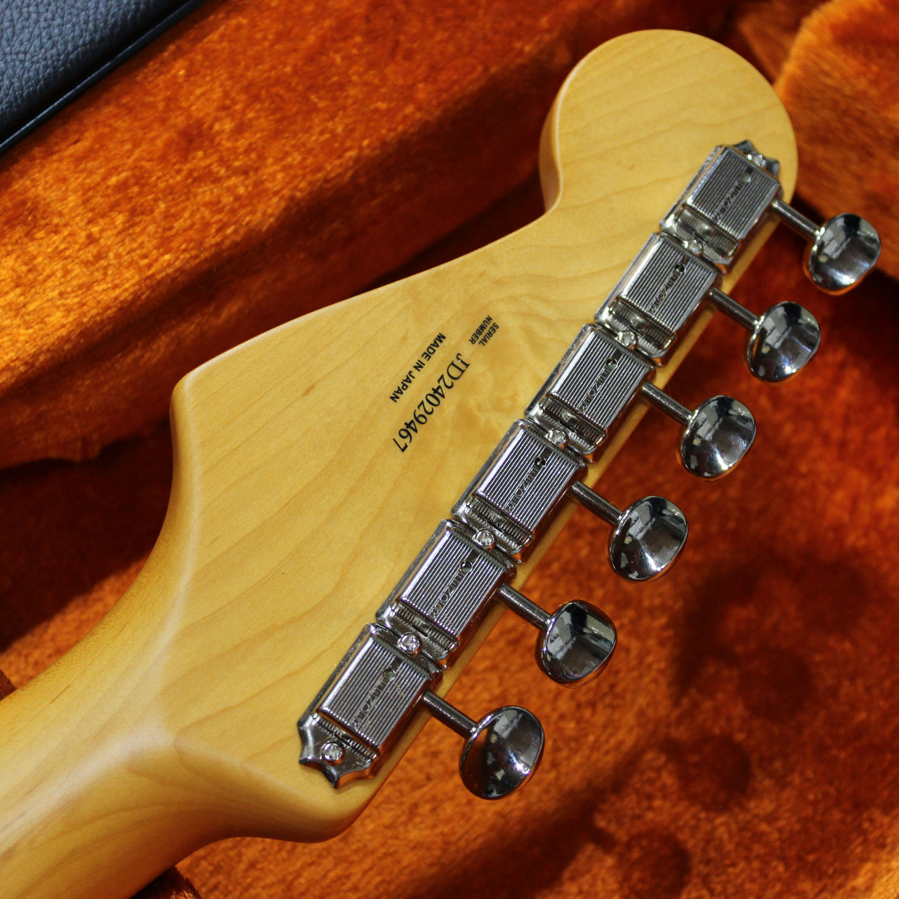 新品Fender Limited Char Stratocaster Fender Made in Japan Char Stratocaster Burgundy Char