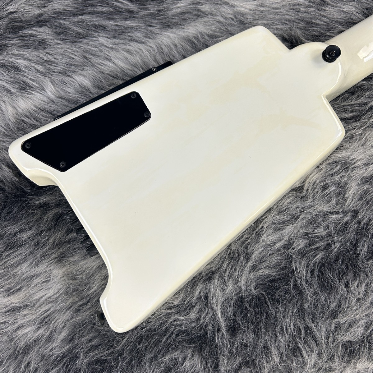 hohner g2 t ヘッドレスギター　ホワイト Hohner G2（中古/送料無料）【楽器検索デジマート】