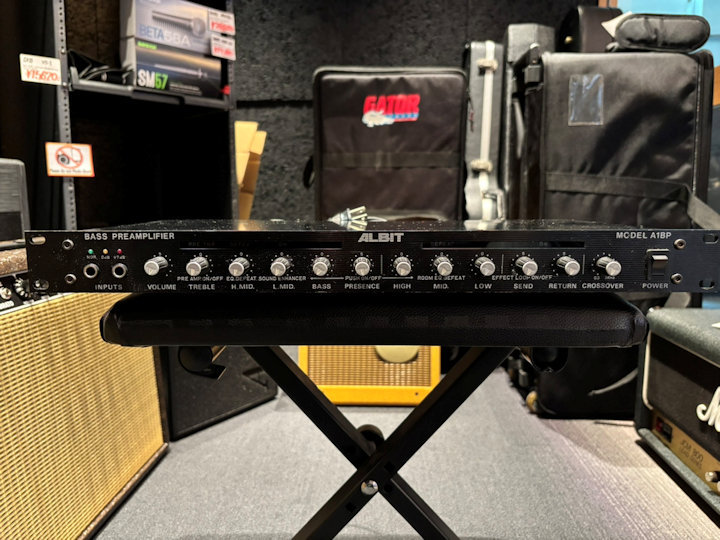 ALBIT A1BP pro（初期モデル） Vintageベースプリアンプ ALBIT A1BP pro（初期モデル） Vintageベースプリアンプ ALBIT A1BP
