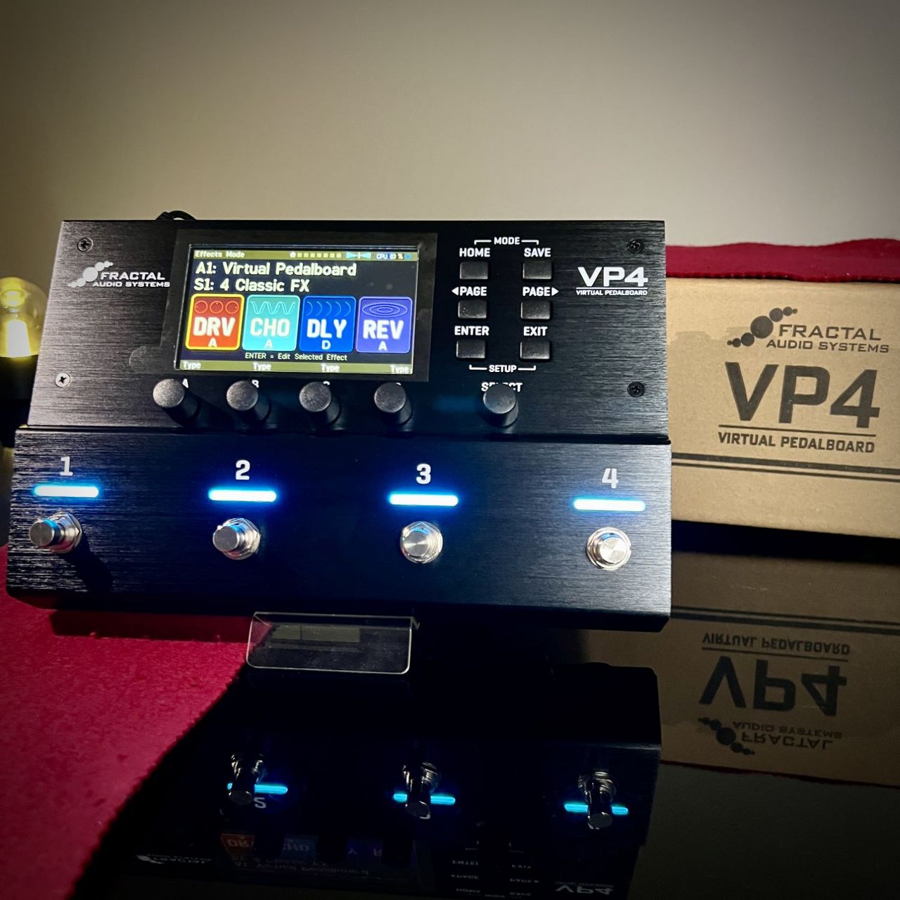 FRACTAL AUDIO SYSTEMS VP4-Virtual Pedalboard-