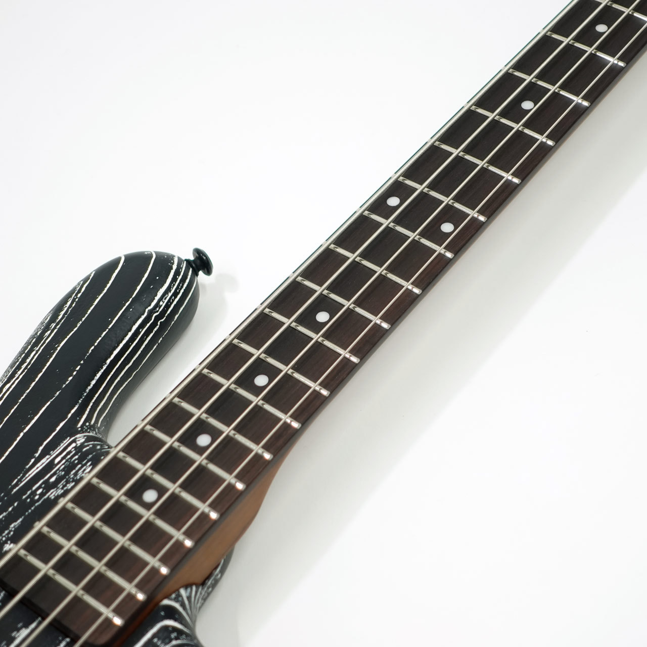 SPECTOR NS Pulse 4 White/Black 日本限定カラー Spector NS PULSE 4 Satin EX-LTD WHBK｜ミュージックランドKEY