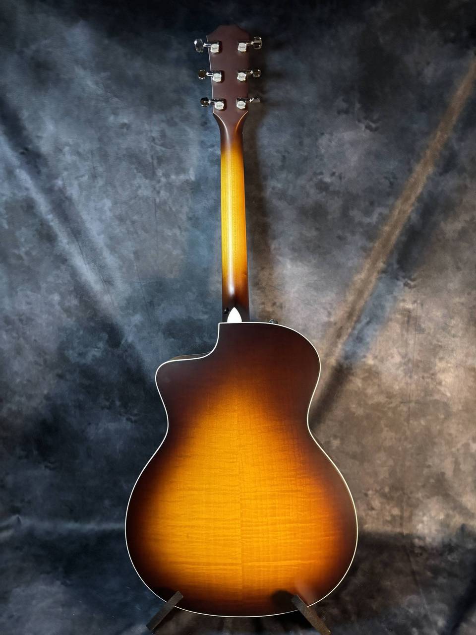 Taylor EG-214ce Urban Ash Tobacco Sunburst エレアコ 島村楽器