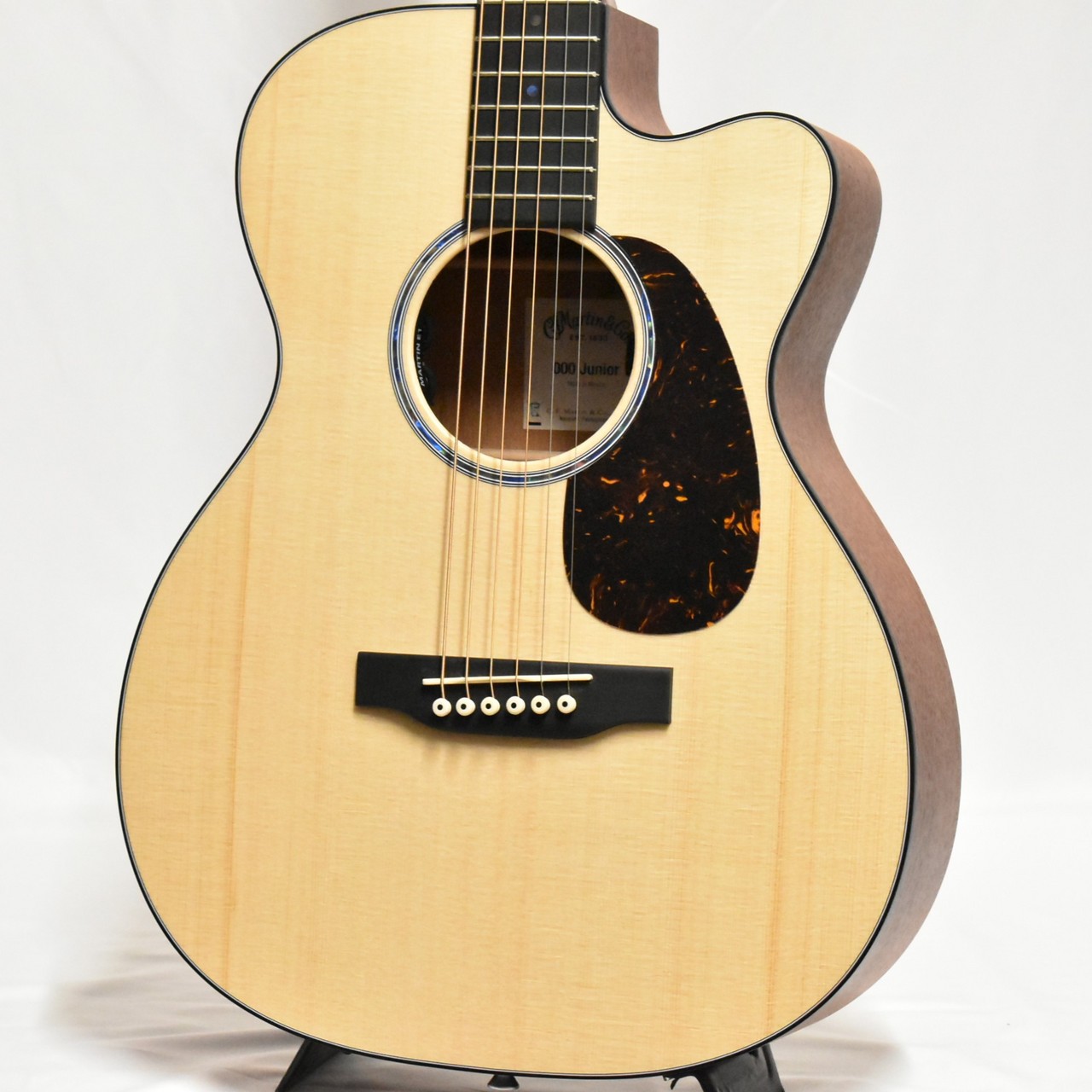 Martin 000CJRE #3010482 【ジュニアシリーズ】【スプルース×サペリ/総