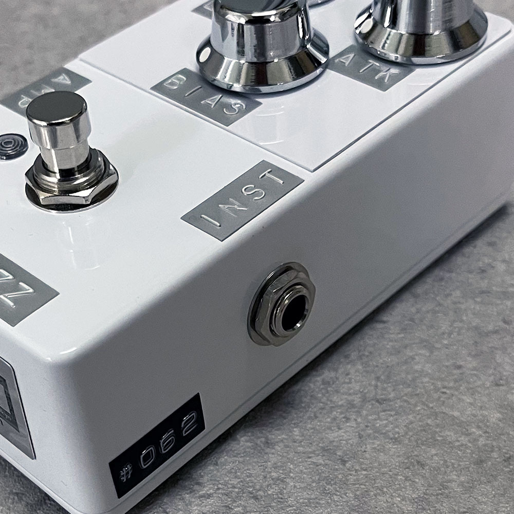 Shin's Music 65 FUZZ BR'S VX-WHITE 【シリアル:#062】（新品/送料