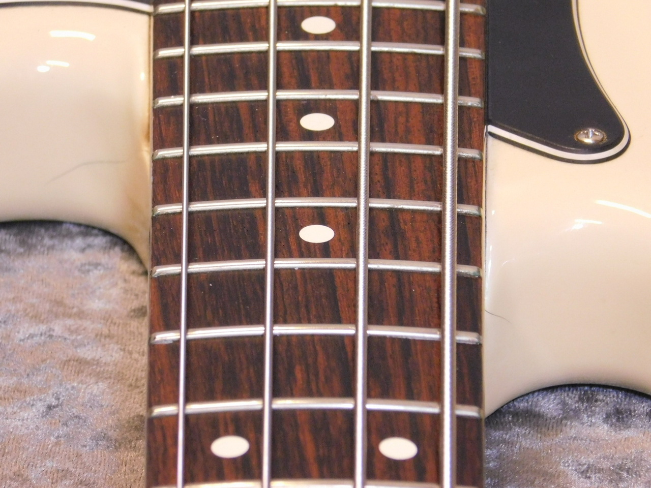 Fender USA FSR '70s Precision Bass Olympic White（中古）【楽器検索