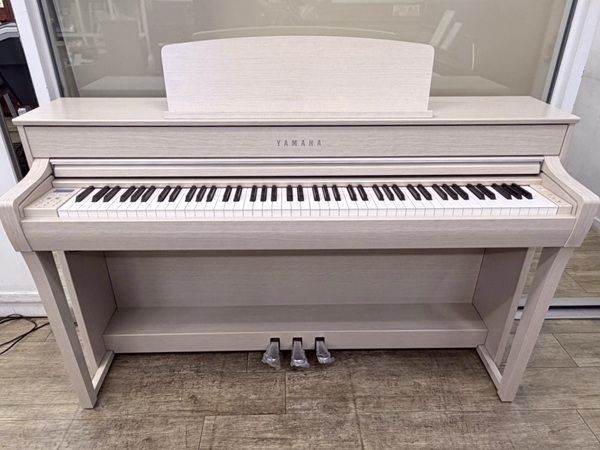 YAMAHA CLP-745WA（中古）【楽器検索デジマート】