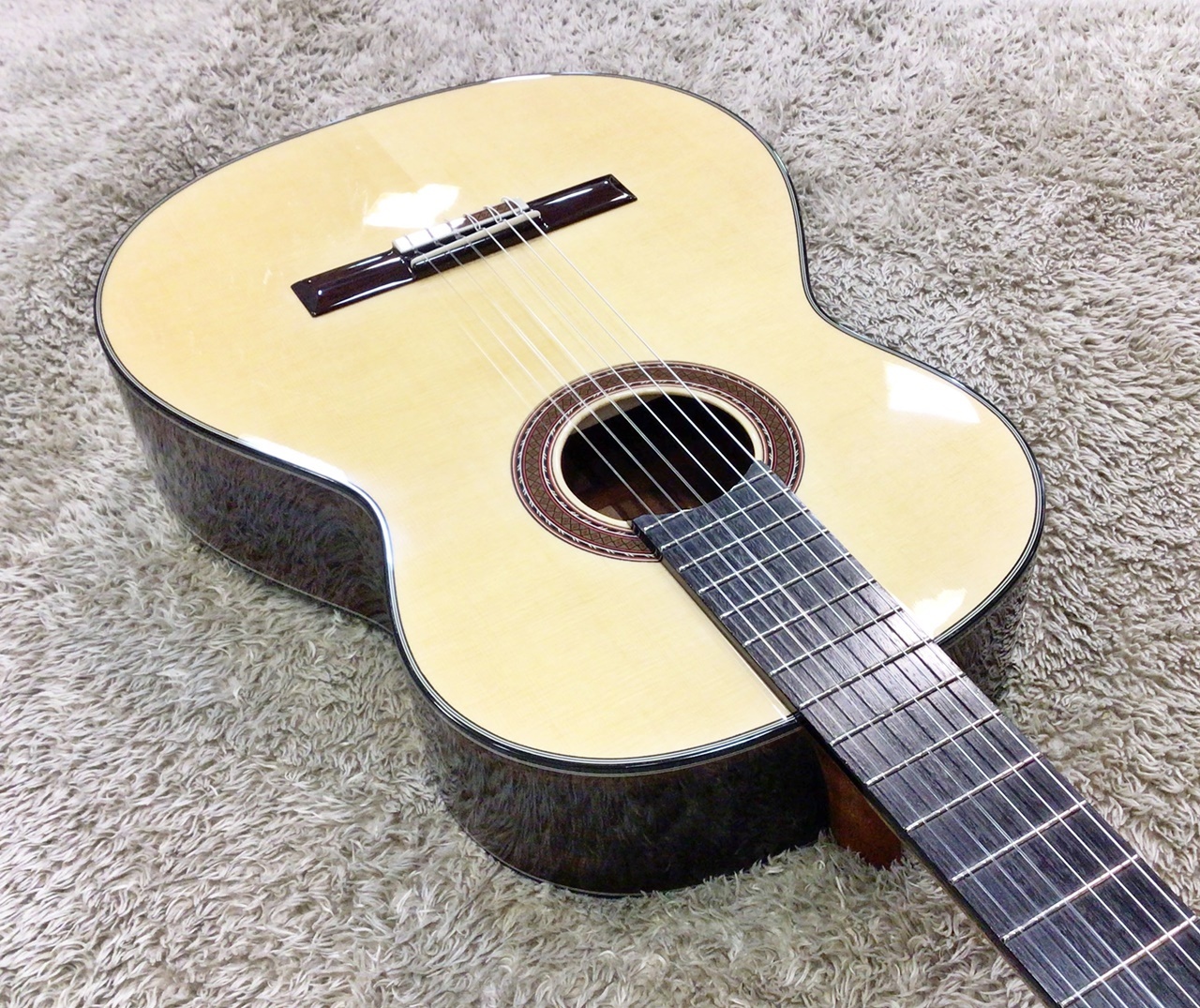 値段設定日本製クラシックギター小平ギターAST-50ハードケース付 本体