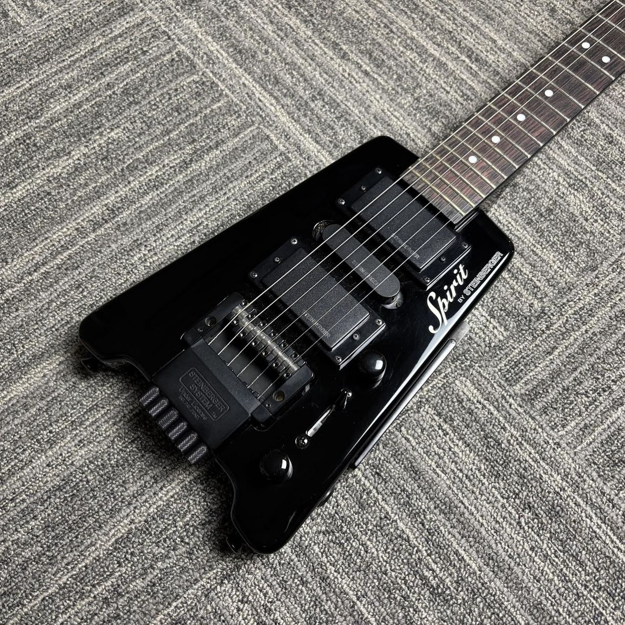Steinberger Spirit DLX【現物画像】（中古/送料無料）【楽器検索