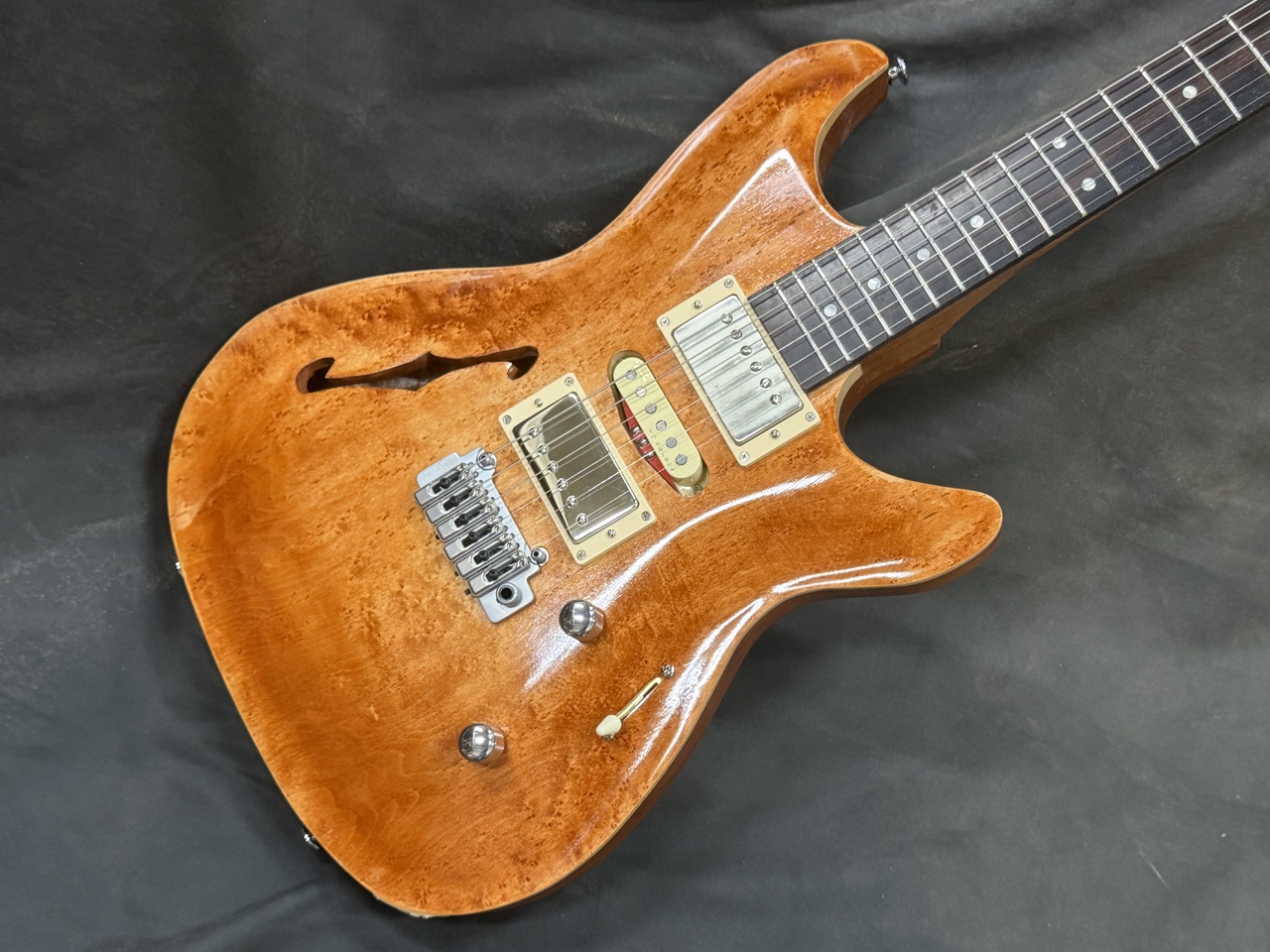 ギター Kigoshi Custom Guitar KT Artist AJ ギター Kigoshi Custom Guitar KT Artist AJ Kigoshi Custom Guitar KT