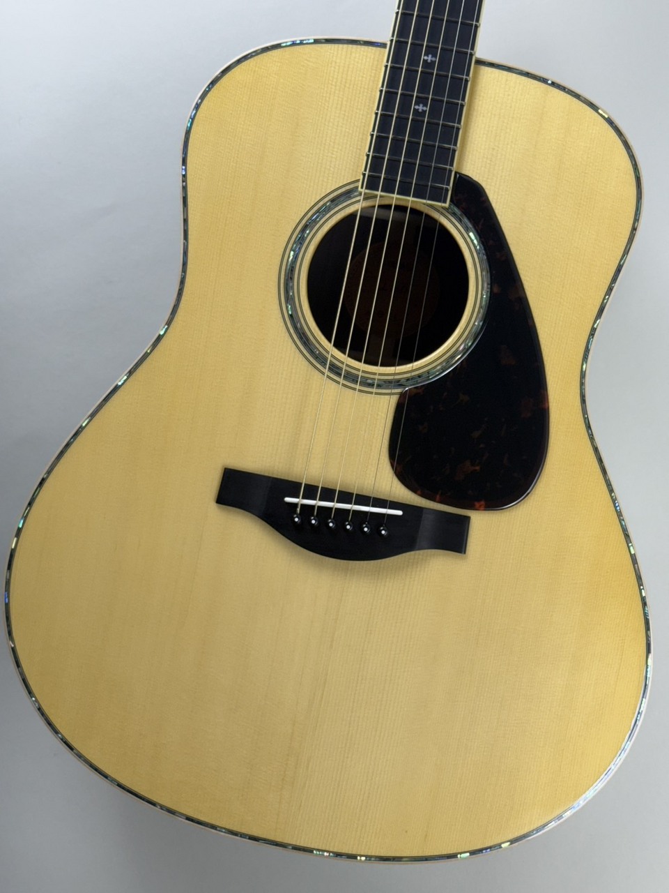 YAMAHA LL16D ARE 【現物画像】（中古/送料無料）【楽器検索デジマート】