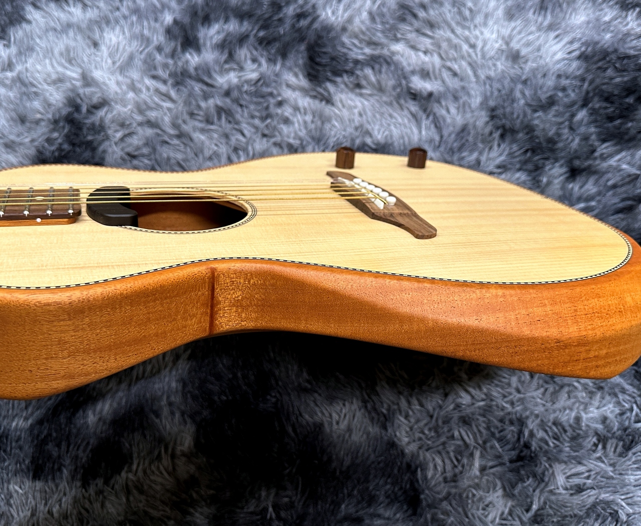 Fender Highway series parlor エレアコ　美品 Fender Highway Series Parlor Natural エレアコギター 薄型