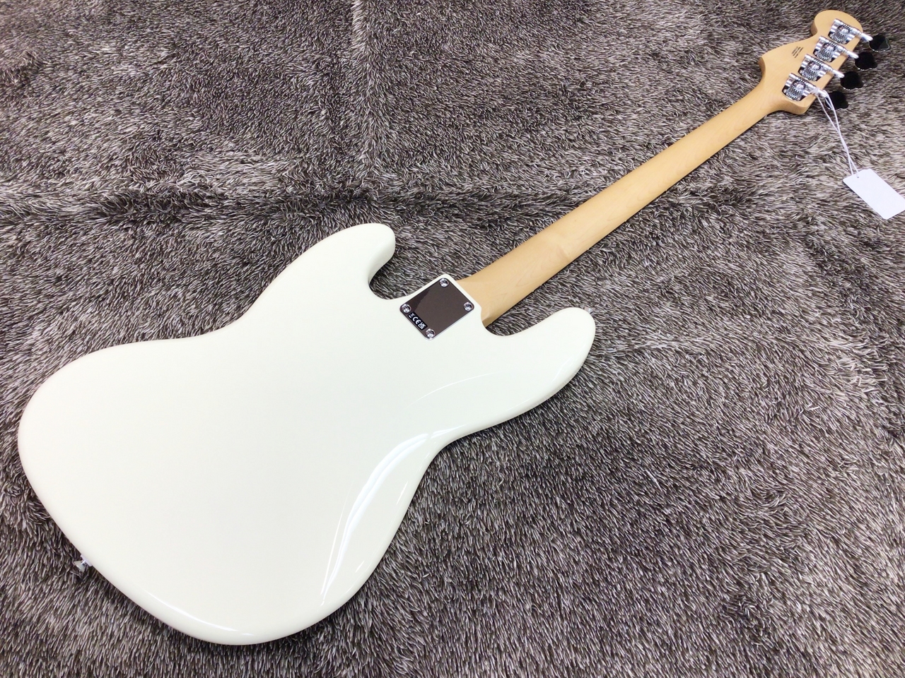 ジャズベーススタイル エレキベース ホワイト Fender Standard Jazz Bass Olympic White エレキベース ジャズ