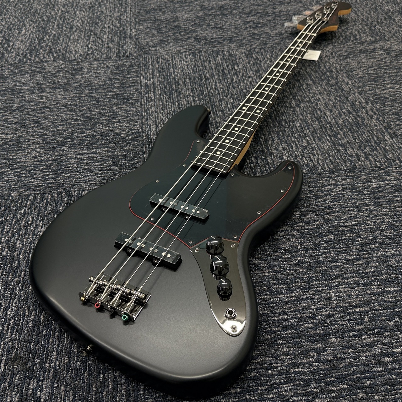 Fender Made in Japan Limited Hybrid II Jazz Bass Noir【2025