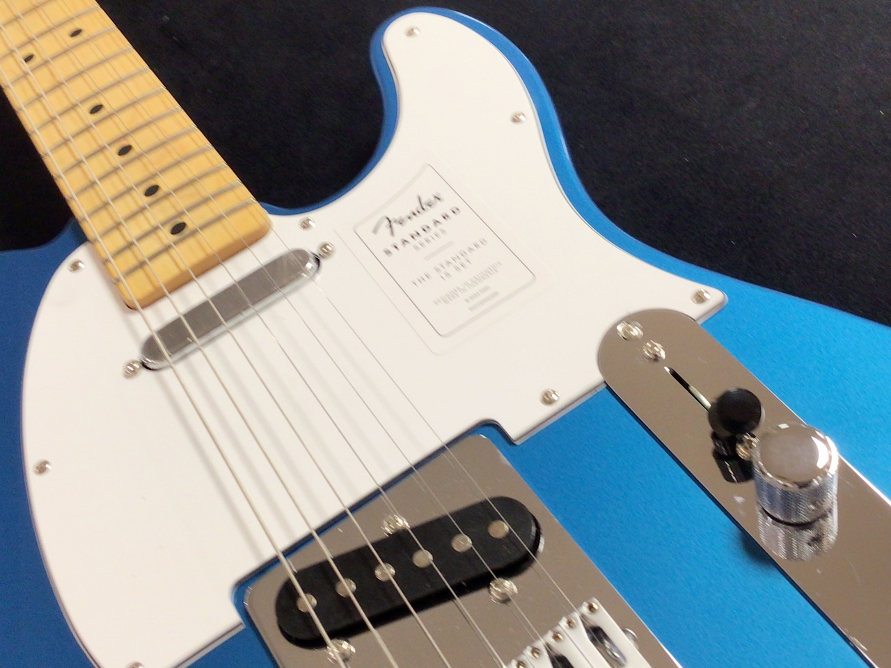 【美品】Fender Standard Telecaster ブルー＋ギグバッグ 美品】Fender Standard Telecaster ブルー＋ギグバッグ 【公式通販】