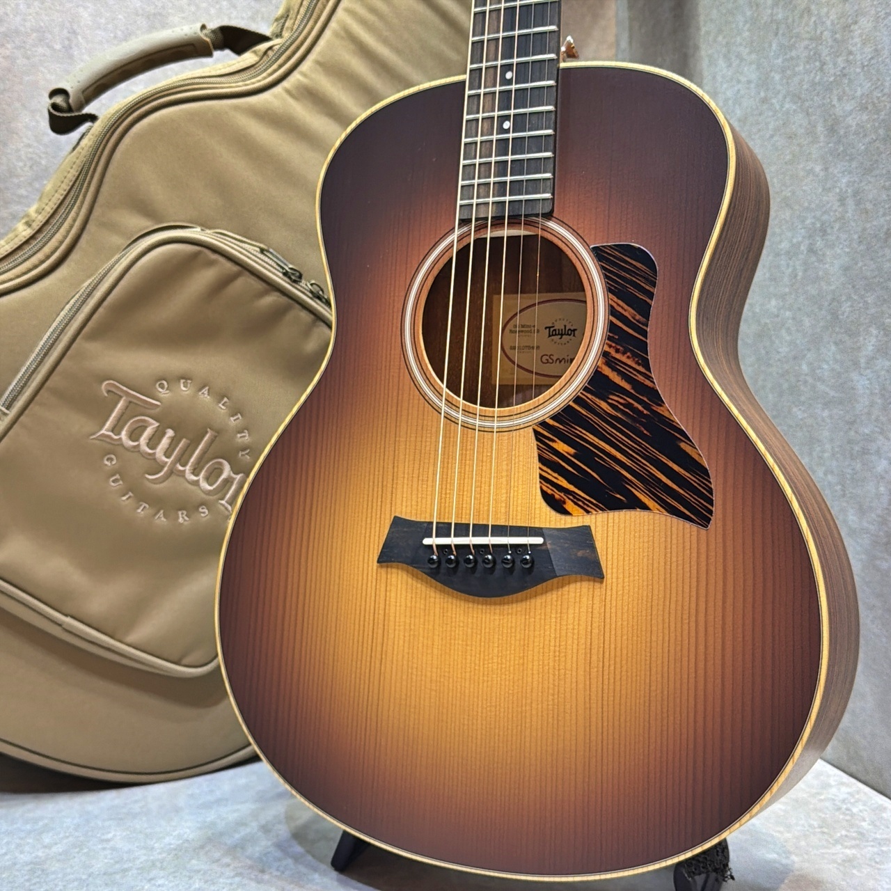 TAYLOR GS mini ROSEWOOD 【美品】 専用ケース付き Taylor 【試奏動画あり】GS Mini-e Rosewood SB #2201075408【小ぶり