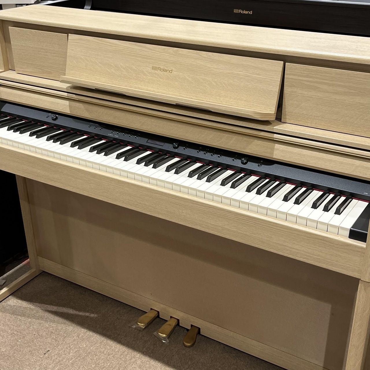 送料無料 美品 Roland ローランド 純正 ピアノ LX705 88285 送料無料 美品 Roland ローランド 純正 ピアノ LX705 88285