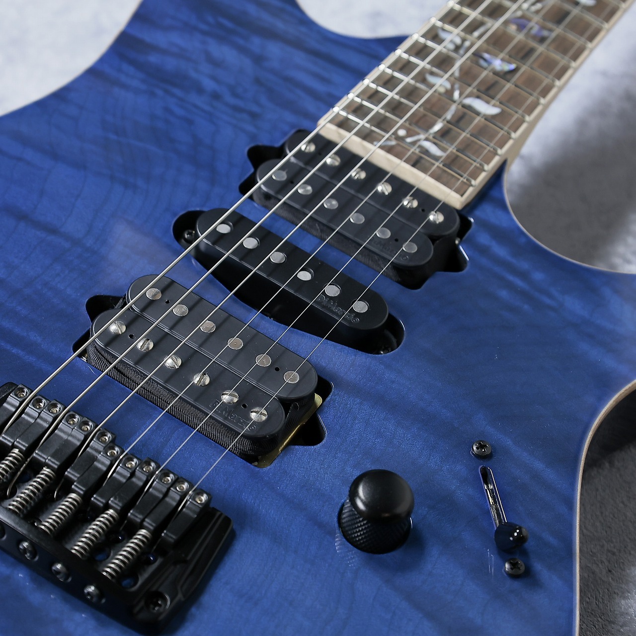 Ibanez RG8571 【LBE : Lapis Blue 】【現物写真】ノントレモロ仕様