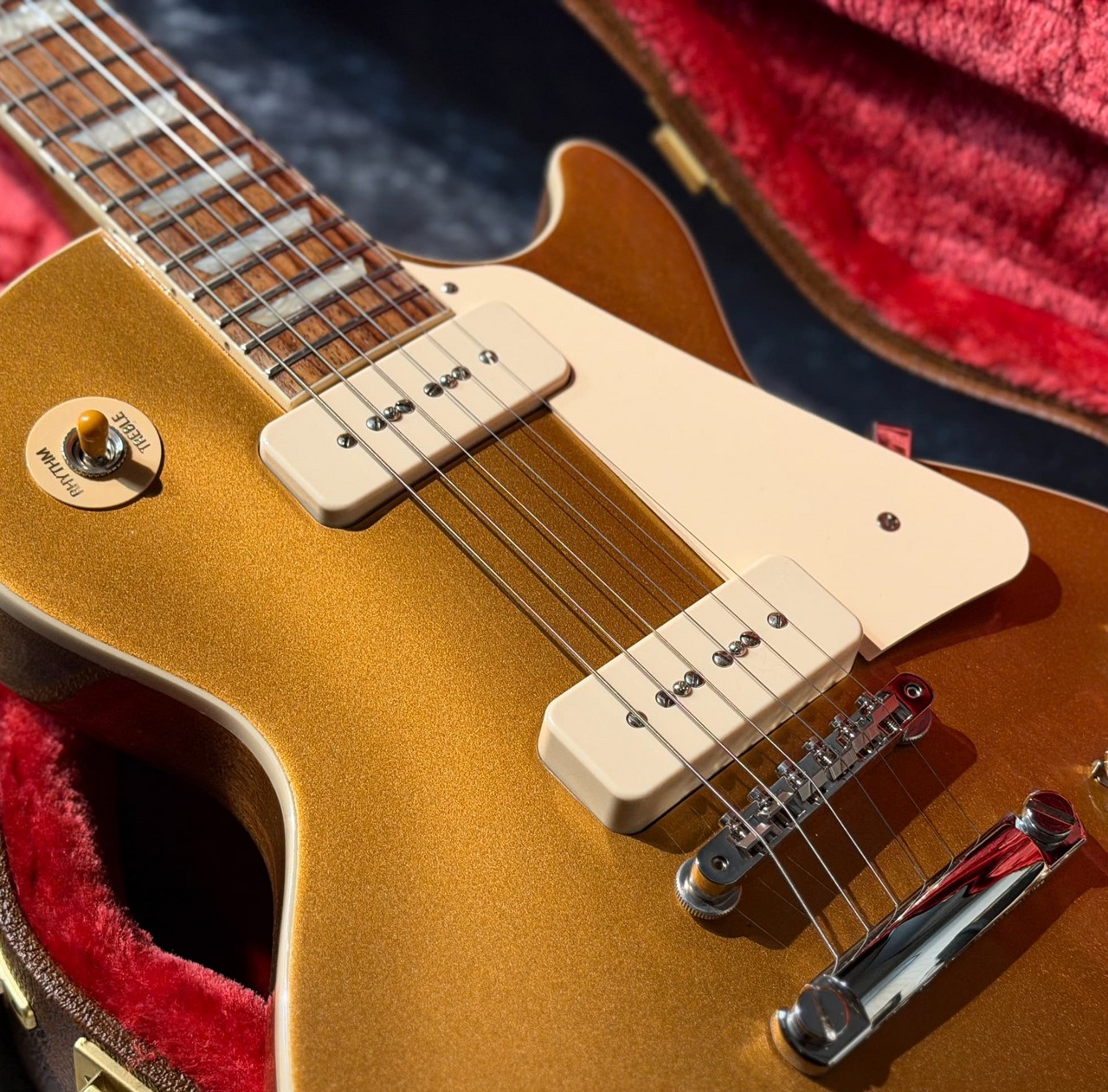 Gibson 【セカンド品】Les Paul Standard 50s P-90 ~Gold Top