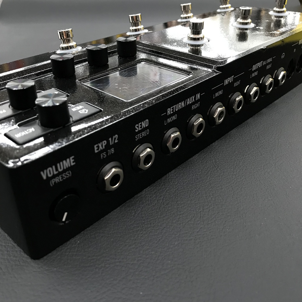 Line 6 HX STOMP XL 中古 LINE 6 HX STOMP XL（中古）【楽器検索デジマート】