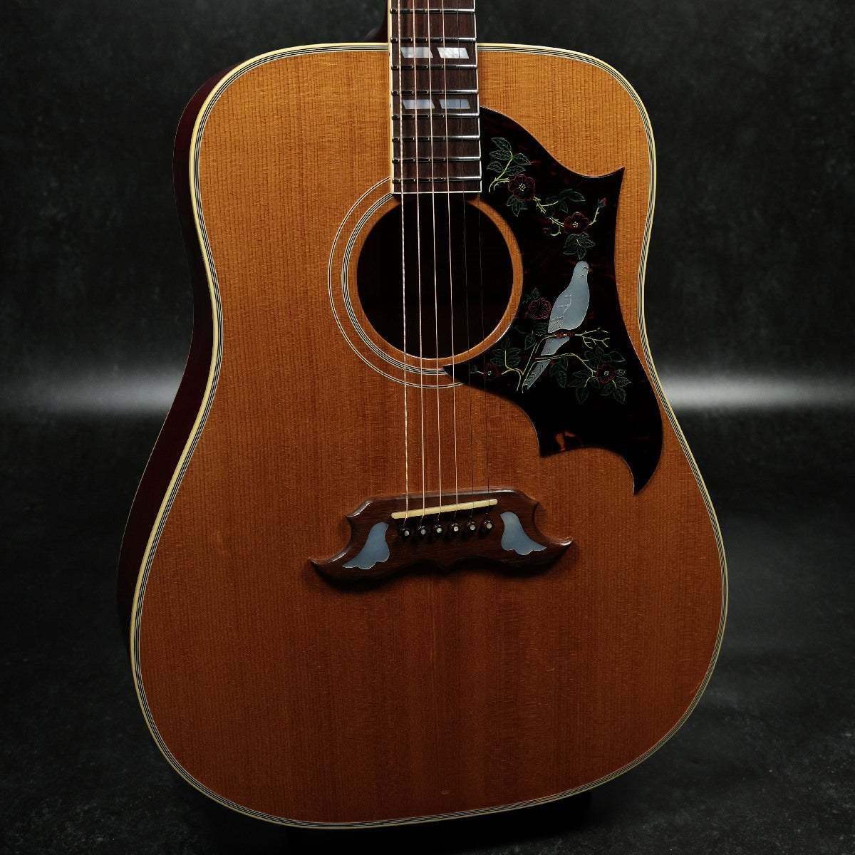 Gibson Dove Natural Top & Antique Cherry S&B 1991 【名古屋栄店