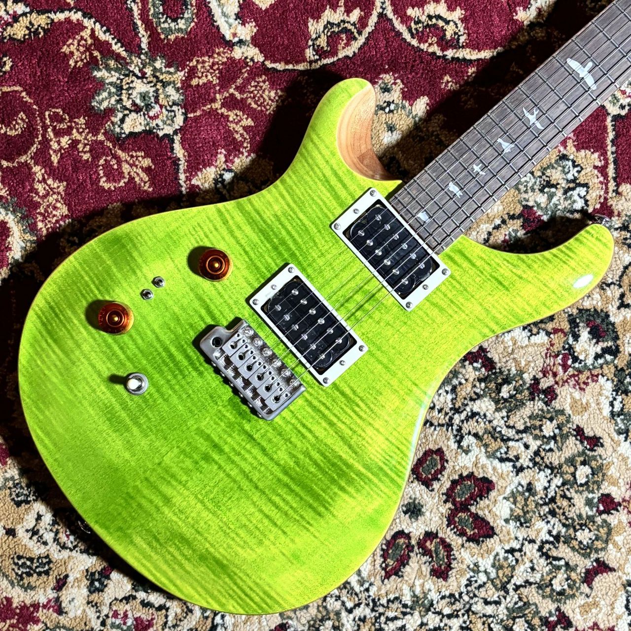 ギター Paul Reed Smith PRS SE Custom 81+qNH1GQfL._UF350,350_QL80_.jpg